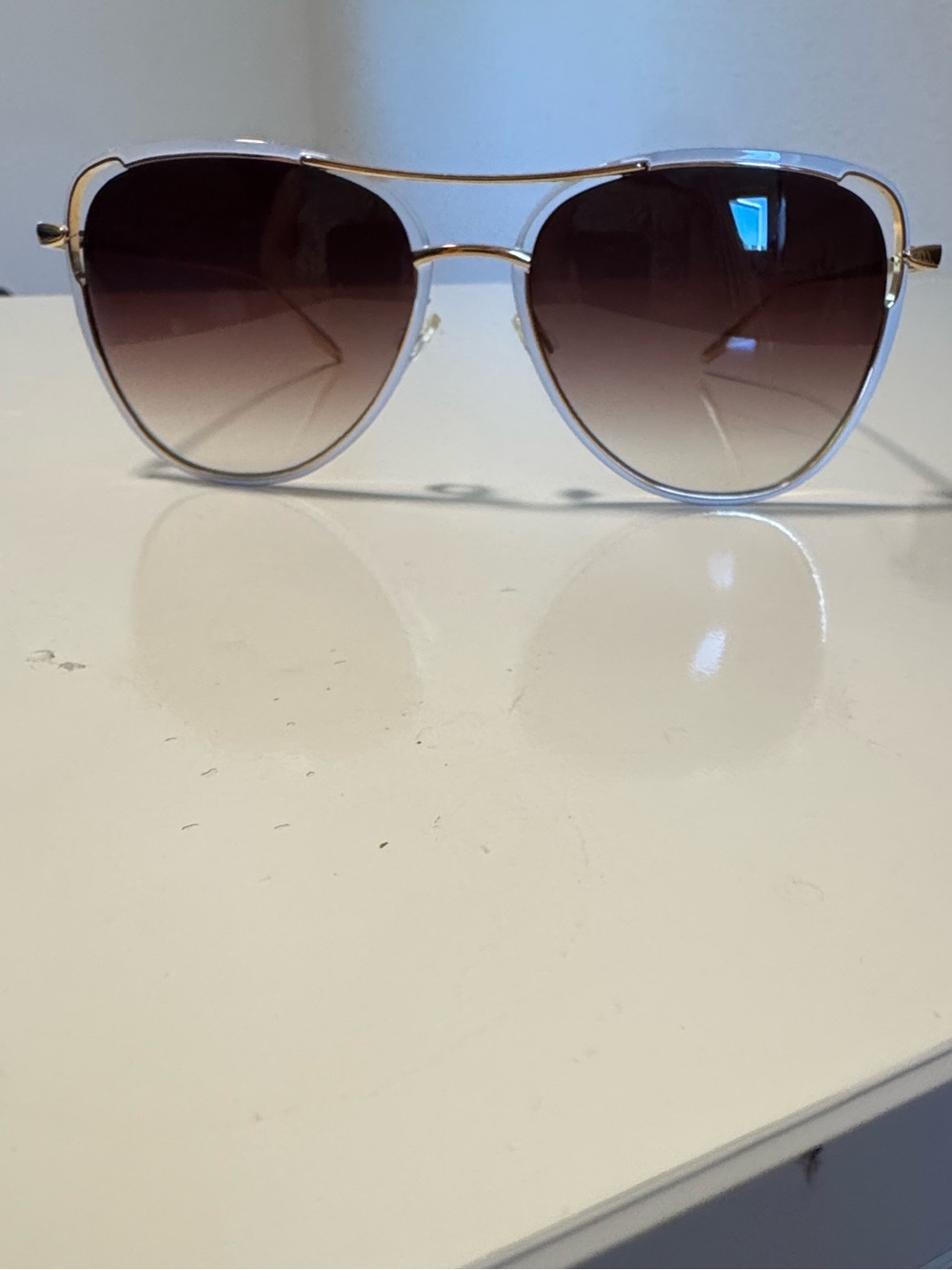 Barton Perreira
Marquee Metal/Enamel Aviator Sunglasses in white & Gold